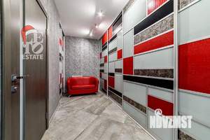 Дом 1000м&sup2;, 4-этажный, посуточно, 