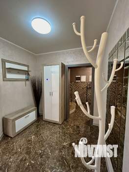 Дом 250м², 2-этажный, на длительный срок, 