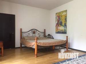 Дом 425м², 3-этажный, на длительный срок, 