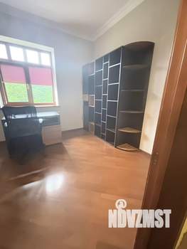 Коттедж 550м², 3-этажный, на длительный срок, 
