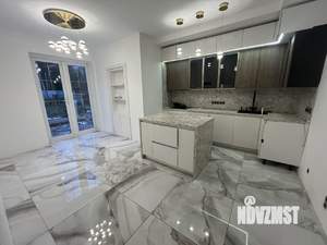 Дом 200м², 2-этажный, на длительный срок, 