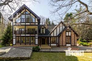 Дом 550м², 3-этажный, на длительный срок, 
