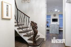 Дом 150м², 3-этажный, на длительный срок, 