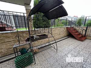 Дом 330м², 3-этажный, на длительный срок, 