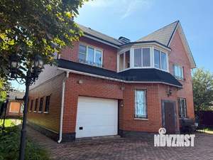 Коттедж 298м&sup2;, 3-этажный, на длительный срок, 