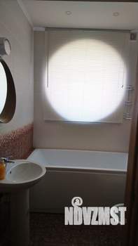 Дом 200м², 2-этажный, на длительный срок, 