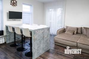 Дом 150м², 3-этажный, на длительный срок, 