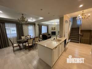 Коттедж 330м², 2-этажный, на длительный срок, 