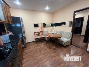 Дом 180м², 3-этажный, на длительный срок, 