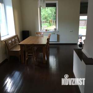 Коттедж 250м², 2-этажный, на длительный срок, 
