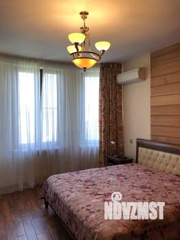 Коттедж 500м&sup2;, 4-этажный, на длительный срок, 