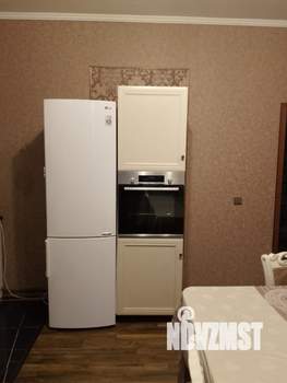 Дом 250м², 2-этажный, на длительный срок, 