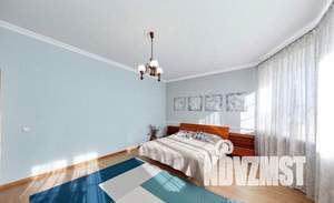 Дом 650м², 3-этажный, посуточно, 