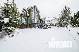 Дом 430м&sup2;, 3-этажный, посуточно, 