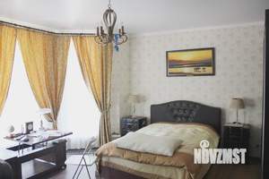 Коттедж 205м&sup2;, 2-этажный, на длительный срок, 