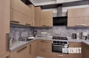 Коттедж 320м², 2-этажный, на длительный срок, 