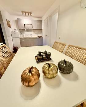 Дом 65м², 2-этажный, на длительный срок, 