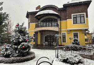 Дом 650м², 3-этажный, на длительный срок, 