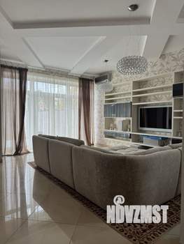 Таунхаус 180м², 2-этажный, на длительный срок, 