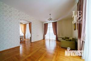 Дом 282м², 2-этажный, на длительный срок, 