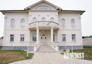 Дом 1300м², 3-этажный, посуточно, 