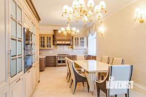 Коттедж 380м², 2-этажный, на длительный срок, 