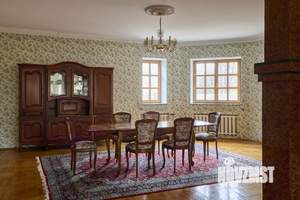 Коттедж 550м², 4-этажный, на длительный срок, 