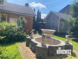 Дом 298м&sup2;, 3-этажный, на длительный срок, 