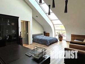 Дом 1147м&sup2;, 3-этажный, посуточно, 