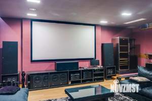 Дом 1128м&sup2;, 4-этажный, посуточно, 