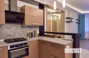 Коттедж 320м², 2-этажный, на длительный срок, 