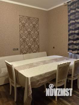 Дом 250м², 2-этажный, на длительный срок, 