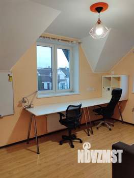 Коттедж 300м&sup2;, 3-этажный, на длительный срок, 