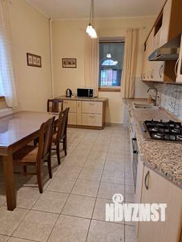 Дом 400м², 3-этажный, на длительный срок, 