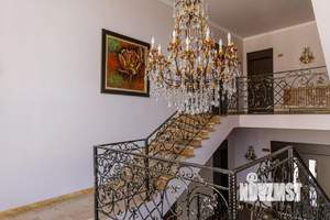 Коттедж 400м², 4-этажный, на длительный срок, 