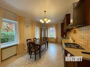 Коттедж 450м², 2-этажный, на длительный срок, 