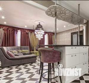 Дом 350м², 2-этажный, на длительный срок, 