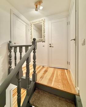 Дом 65м², 2-этажный, на длительный срок, 