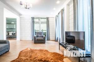 Дом 150м&sup2;, 2-этажный, посуточно, 