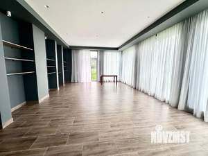 Дом 350м², 2-этажный, на длительный срок, 