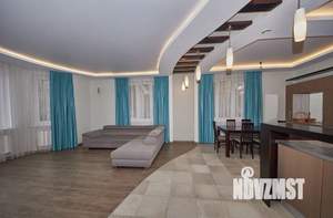 Коттедж 320м&sup2;, 2-этажный, на длительный срок, 