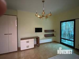 Дом 400м&sup2;, 4-этажный, на длительный срок, 