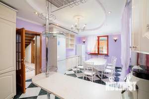 Дом 980м², 2-этажный, посуточно, 