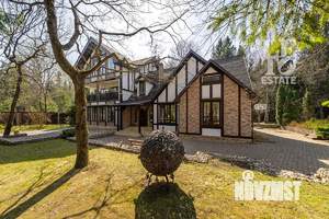 Дом 550м², 3-этажный, на длительный срок, 