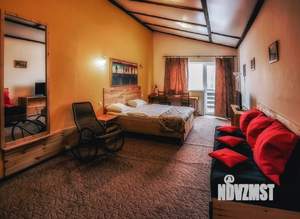 Дом 700м², 3-этажный, посуточно, 