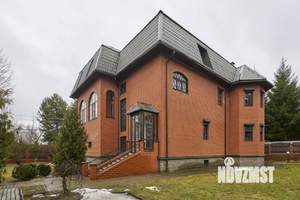 Коттедж 550м², 4-этажный, на длительный срок, 