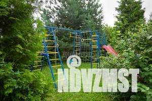 Дом 600м², 2-этажный, посуточно, 