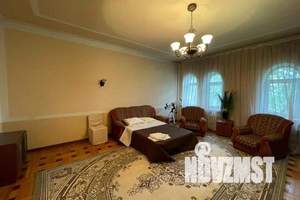 Дом 450м², 2-этажный, посуточно, 