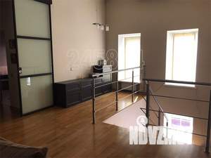 Коттедж 560м&sup2;, 3-этажный, на длительный срок, 