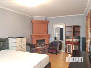 Дом 300м², 2-этажный, на длительный срок, 